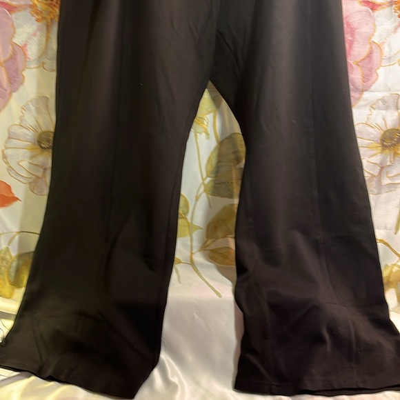 Dress Pants in Black -Size 3XL - Picture 2 of 5
